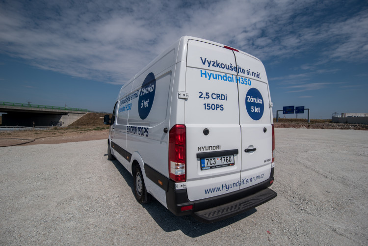 Ideální parťák pro podnikání i volný čas. To je Hyundai H350