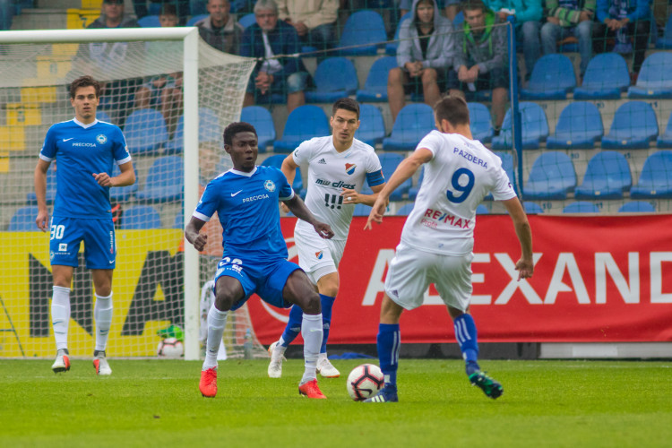 Slovan remizoval s Baníkem