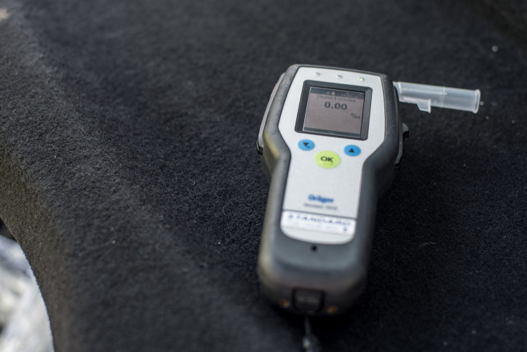 Řídím, piju nealko na silnici u Štilce