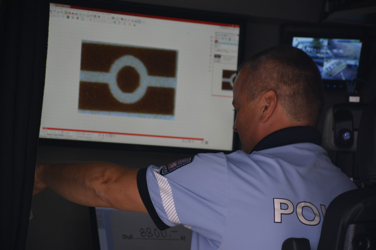 Eliščino nábřeží obsadila záchranářská technika