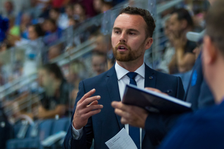 Zápas Bílých Tygrů proti HC Dynamo Pardubice