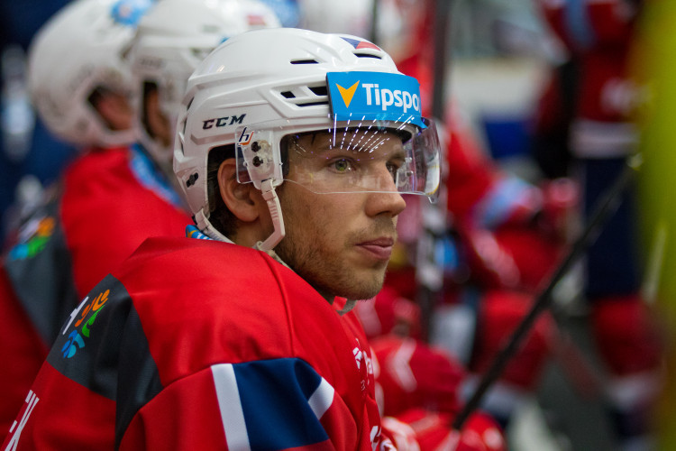 Zápas Bílých Tygrů proti HC Dynamo Pardubice