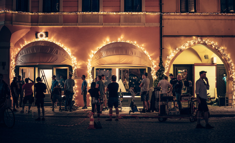 Reklama na Ferrero Rocher. Autor: Jan Novák