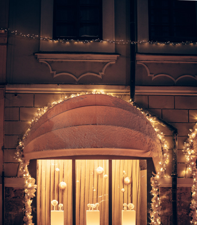 Reklama na Ferrero Rocher. Autor: Jan Novák