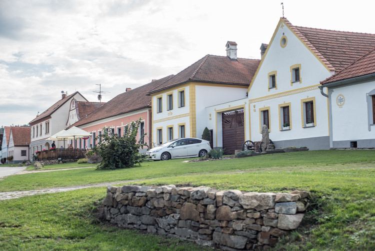 Holašovice slaví 20 let v UNESCO, otevřely starou kovárnu