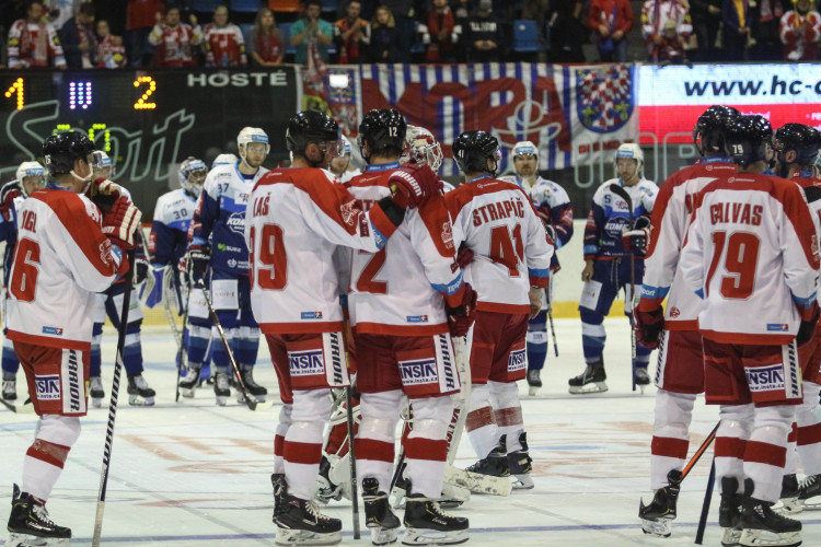 FOTOGALERIE: Mora byla Kometě rovnocenným soupeřem, padla s ní až v nájezdech
