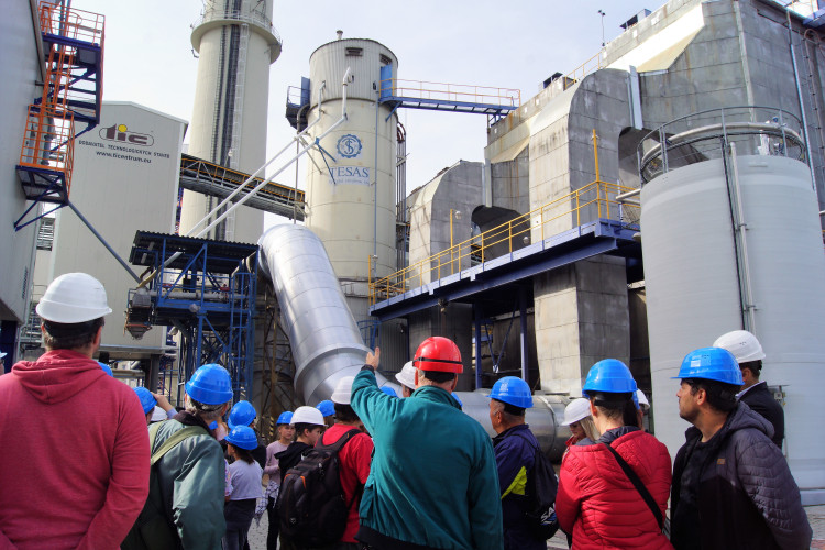 Den otevřených dveří v teplárně a v dopravním podniku