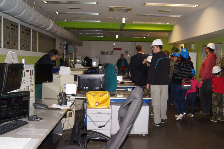 Den otevřených dveří v teplárně a v dopravním podniku