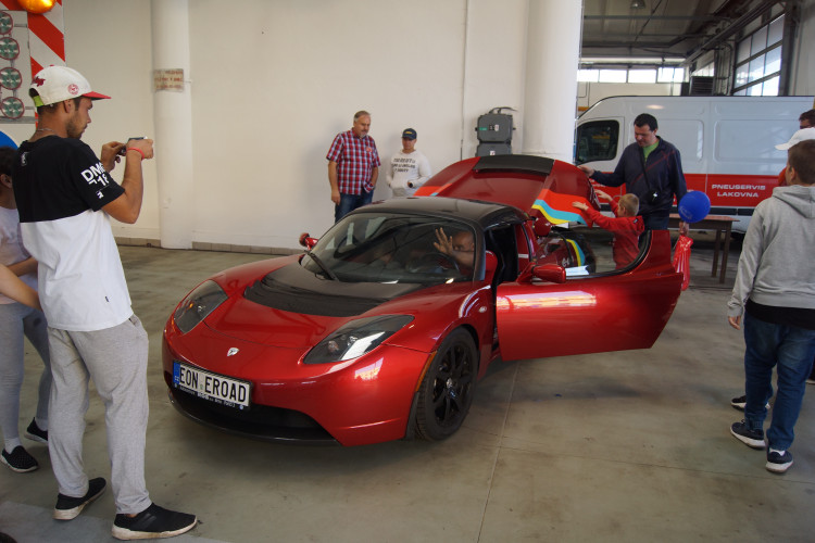 Den otevřených dveří v teplárně a v dopravním podniku