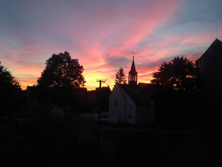 Rudé nebe nad Budějcema