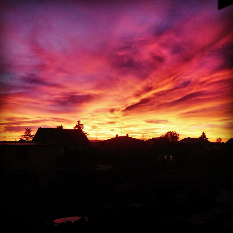 Rudé nebe nad Budějcema