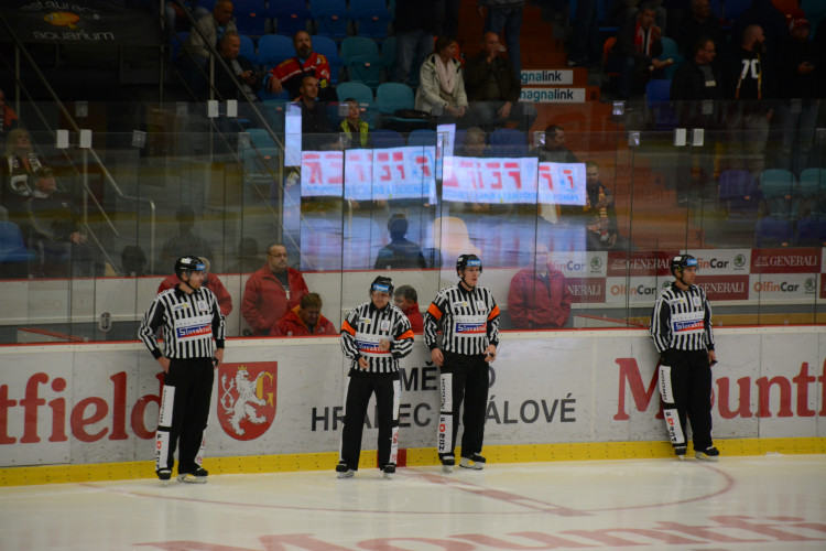 Hradečtí hokejisté porazili Karlovy Vary