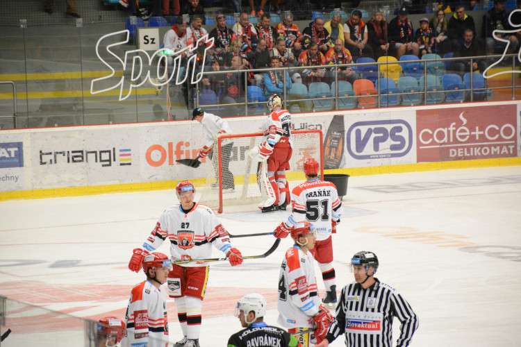Hradečtí hokejisté porazili Karlovy Vary