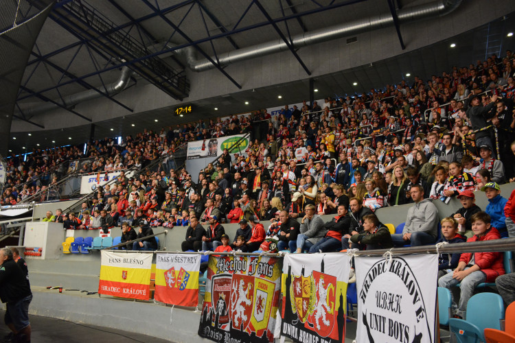 Hradečtí hokejisté porazili Karlovy Vary