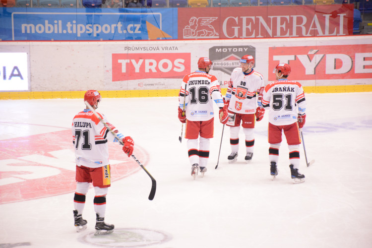 Hradečtí hokejisté porazili Karlovy Vary