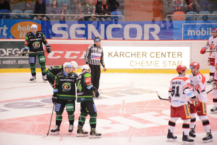 Hradečtí hokejisté porazili Karlovy Vary