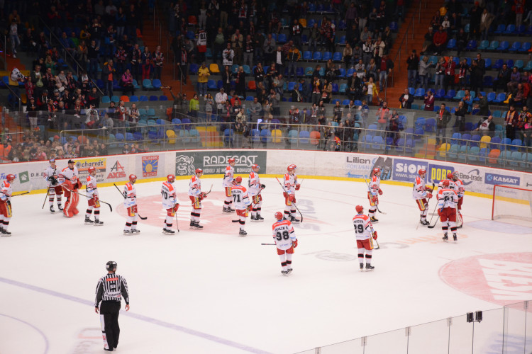 Hradečtí hokejisté porazili Karlovy Vary