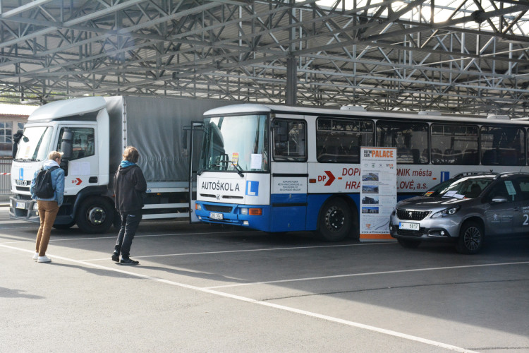 Dopravní podnik otevřel dveře návštěvníkům