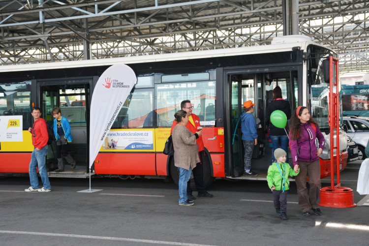 Dopravní podnik otevřel dveře návštěvníkům