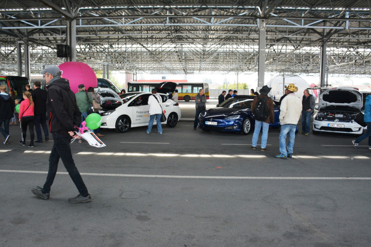 Dopravní podnik otevřel dveře návštěvníkům