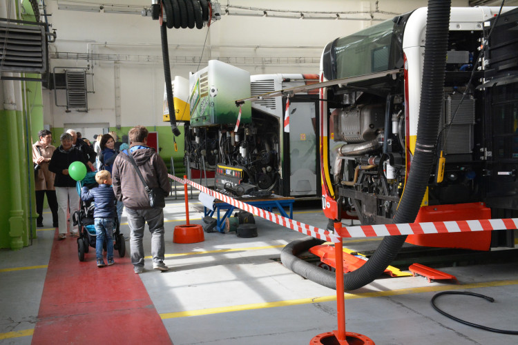 Dopravní podnik otevřel dveře návštěvníkům
