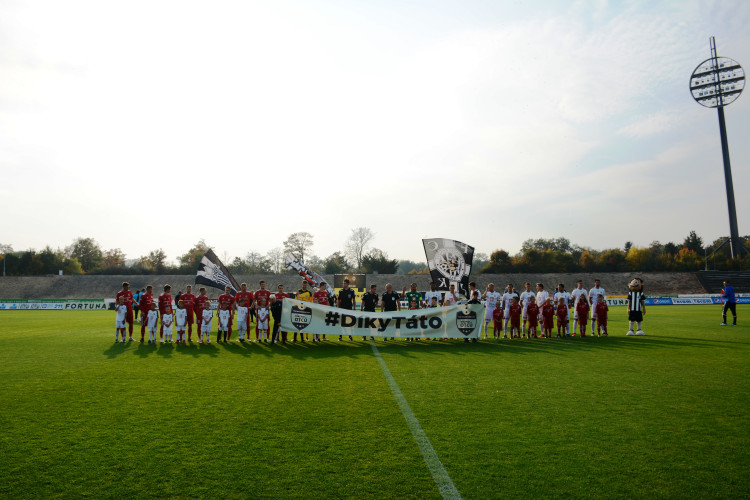 Oslabený Hradec vydřel tři body a posunul se na druhé místo tabulky