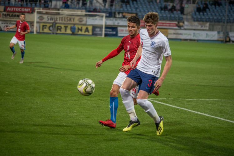 Česká dvacítka s kapitánem Havelkou remizovala s Anglií