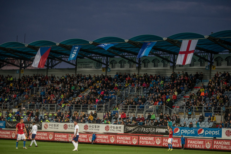 Česká dvacítka s kapitánem Havelkou remizovala s Anglií