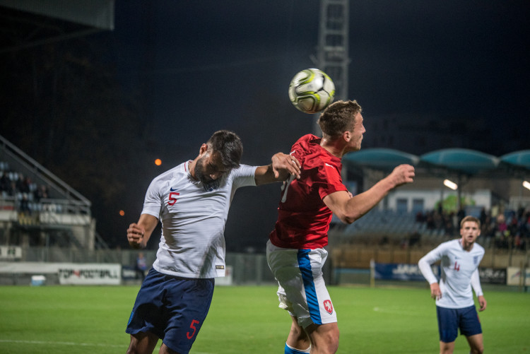 Česká dvacítka s kapitánem Havelkou remizovala s Anglií