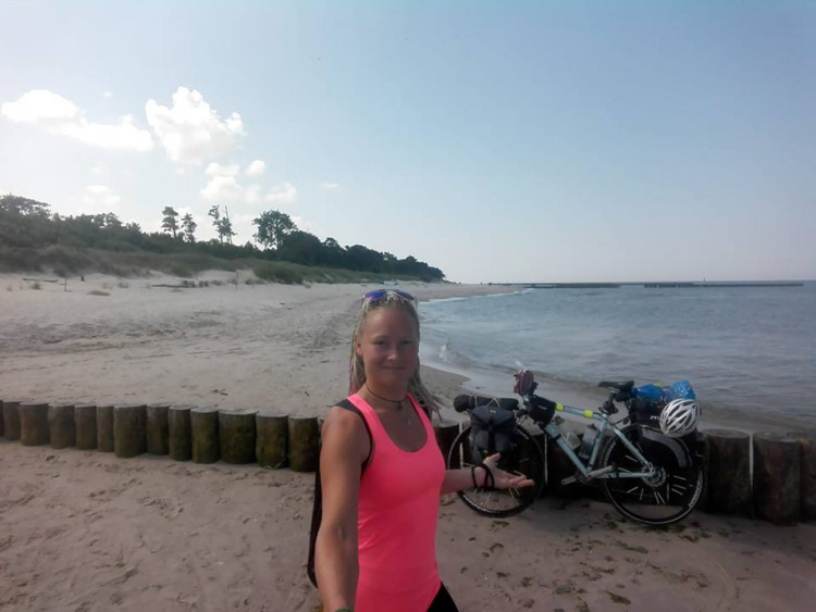 Alena Ledlová projíždí celou Evropu na kole