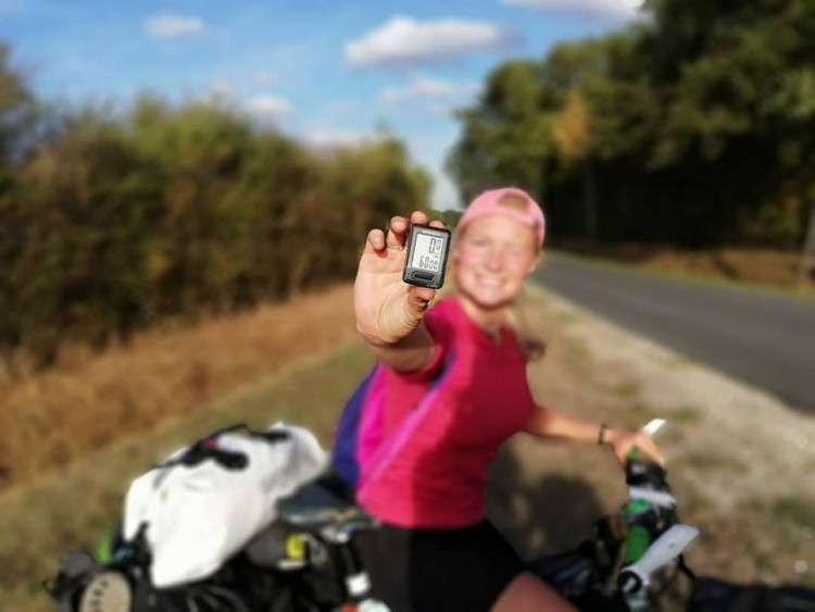 Alena Ledlová projíždí celou Evropu na kole