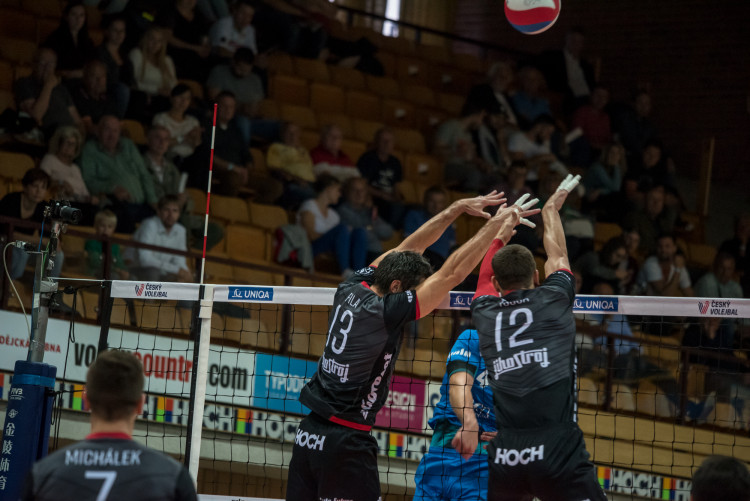 První domácí zápas letošní sezony hráči Jihostroje zvládli