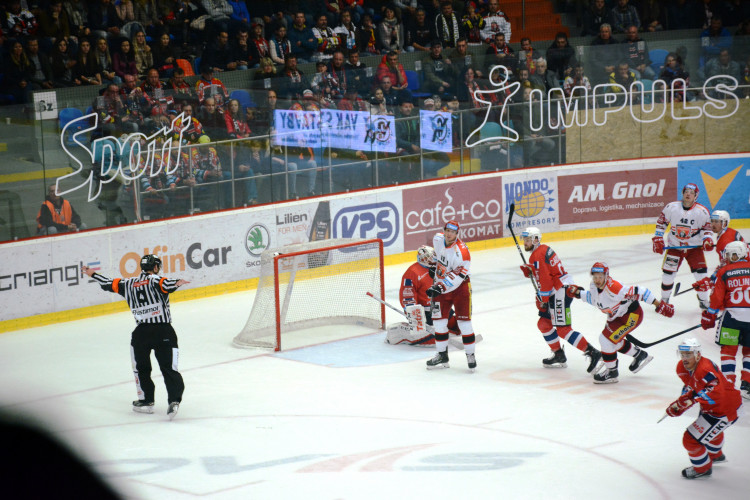 Derby ovládly Pardubice, Hradec doma v letošní sezóně poprvé padl