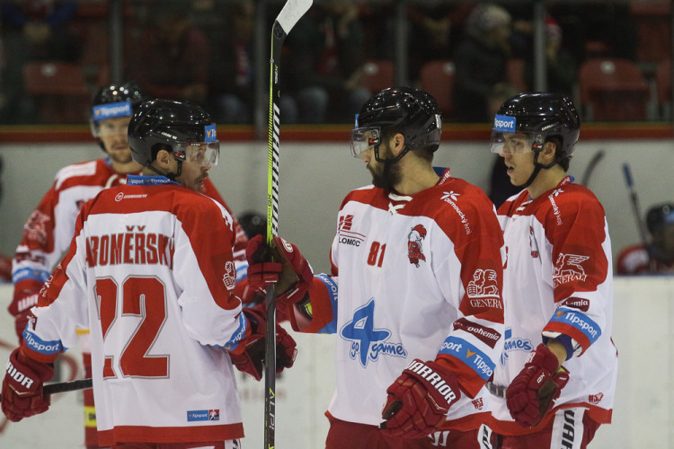 Mora padla na domácím ledě s posledním Chomutovem 2:3