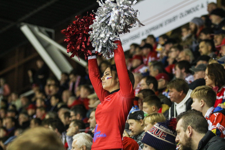 Mora padla na domácím ledě s posledním Chomutovem 2:3