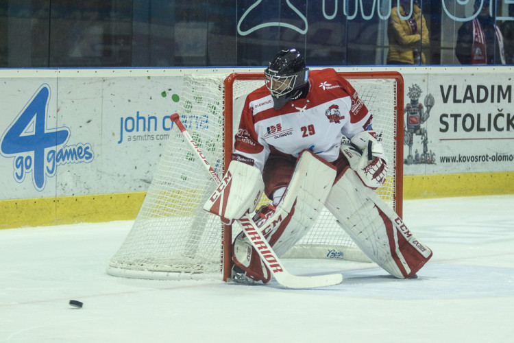 Mora padla na domácím ledě s posledním Chomutovem 2:3