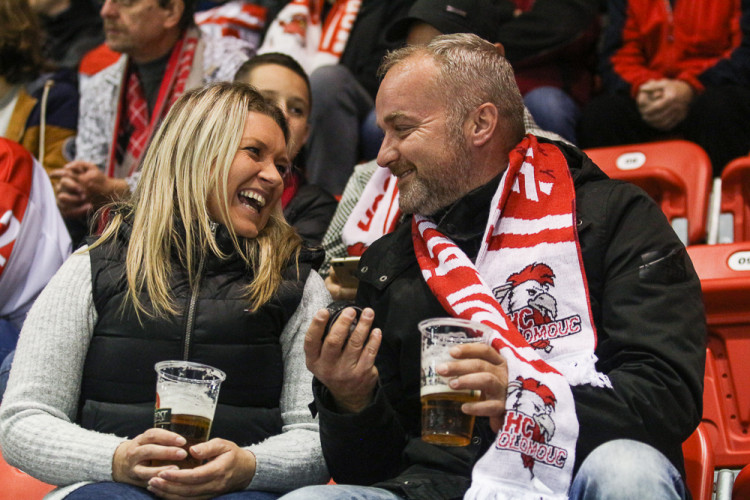 Mora padla na domácím ledě s posledním Chomutovem 2:3