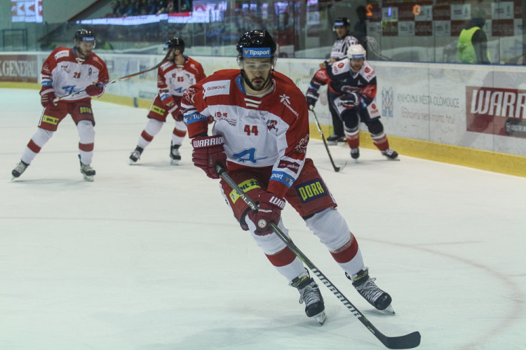 Mora padla na domácím ledě s posledním Chomutovem 2:3