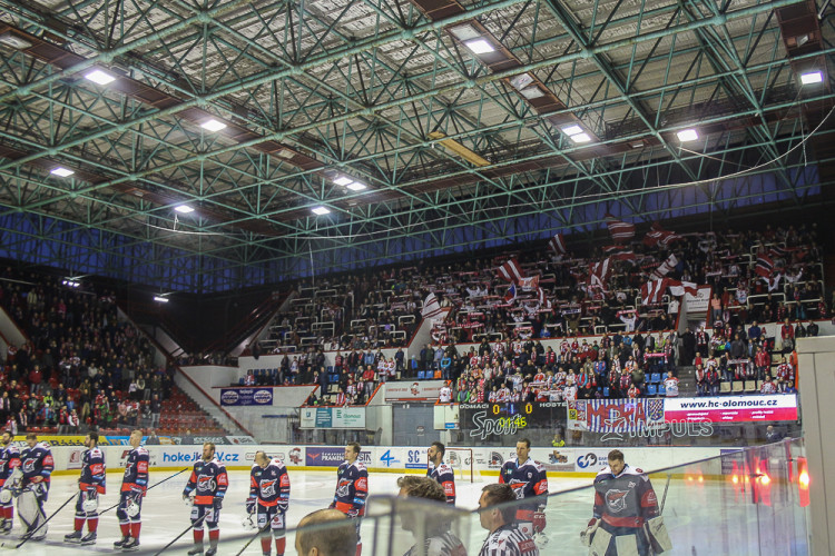 Mora padla na domácím ledě s posledním Chomutovem 2:3