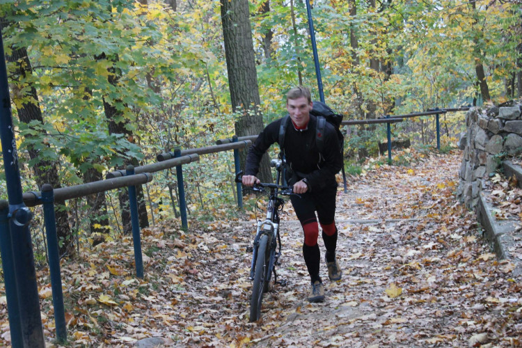Žáci jihlavských škol si na Heulose vyzkoušeli branný běh. Na jaře již s účastí veřejnosti