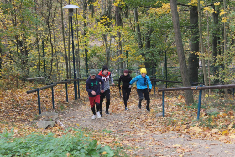 Žáci jihlavských škol si na Heulose vyzkoušeli branný běh. Na jaře již s účastí veřejnosti