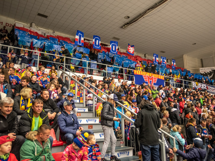 Motor porazil Přerov 3:1 ve speciálních retro dresech