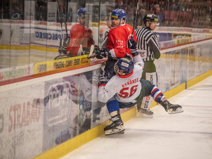 Motor porazil Přerov 3:1 ve speciálních retro dresech