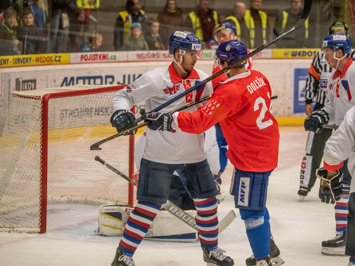 Motor porazil Přerov 3:1 ve speciálních retro dresech