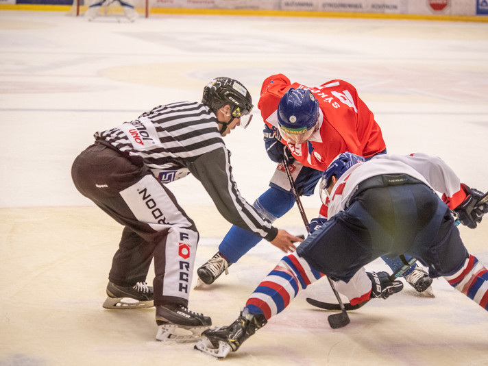 Motor porazil Přerov 3:1 ve speciálních retro dresech