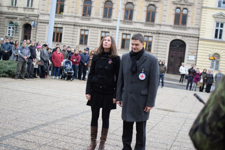 Podívejte se, jak probíhal pietní akt u pomníku T G. Masaryka k 28. říjnu