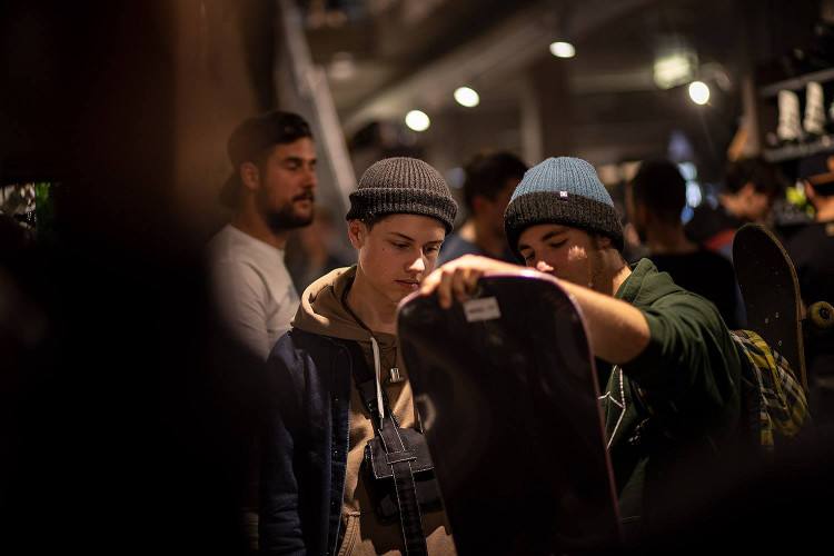 SNOWBOARD ZEZULA 2nd Floor Grand Opening 2018