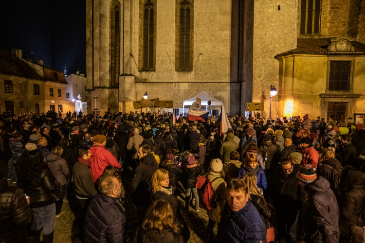 Den boje za svobodu a demokracii
