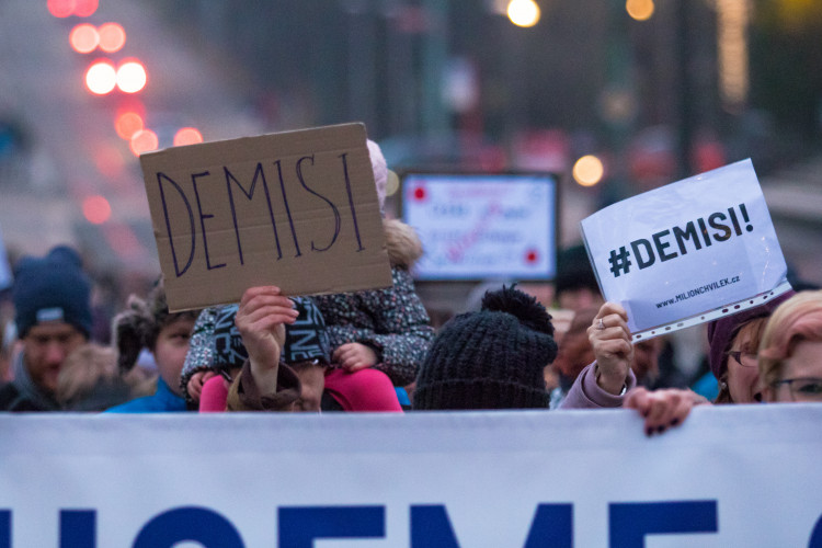 Pochod Libercem Za slušného premiéra