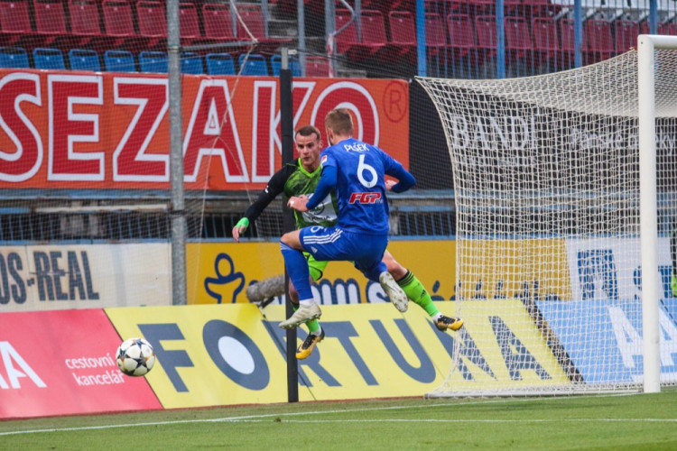 FOTOGALERIE: Sigma dostala doma naloženo od Mladé Boleslavi 0:4, Komličenko dal hattrick